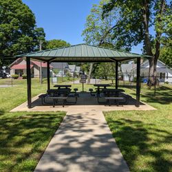 Academy Street Park - Picnic shelter at Academy Street Park, Mooresville