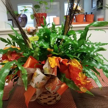 Berman's Flowers - Florists Near Me - Kingsburg, California