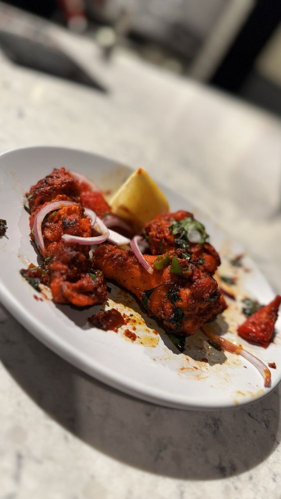 Spice Hub & Fox Point pizzeria Spice Hub & Fox Point pizzeria