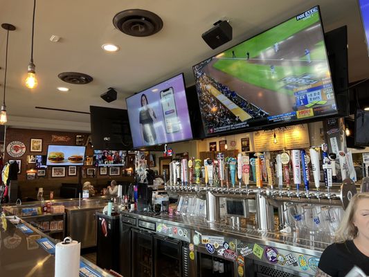 Primanti Bros. Restaurant and Bar by null