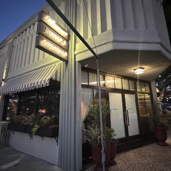 Hermon's - Outside - New American Near Me - Los Angeles, California