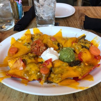 Down On Grayson - "El Moderno" Nachos - New American Near Me - San Antonio, Texas
