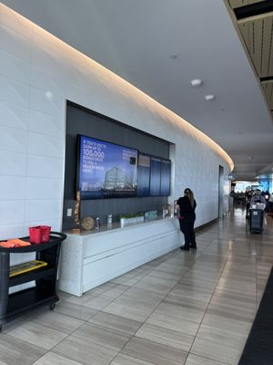 United Club Lounge by null