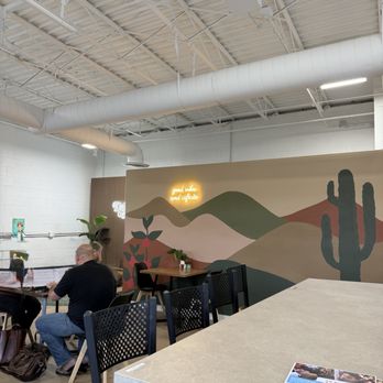 Dahlia Coffee - Interior - Coffee Roasteries Near Me - Cleveland, Ohio