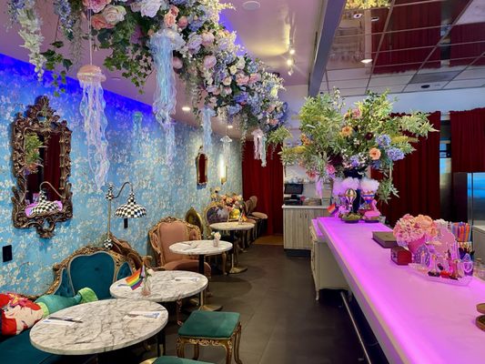 Secret Bar at Son & Garden by null