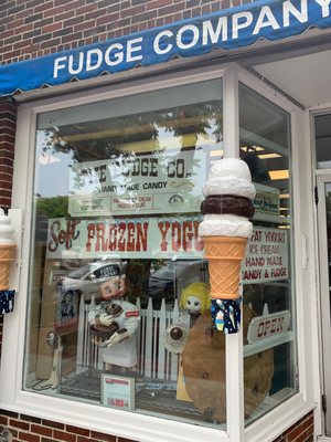 The Fudge Company by null