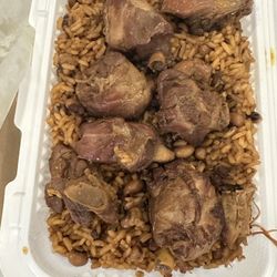 Annie's Hot On D Spot Roti Shop - Stew Chicken
