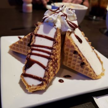 Beque Holic - Waffle ice cream - it was so yummy. - Korean Near Me - Gainesville, Florida