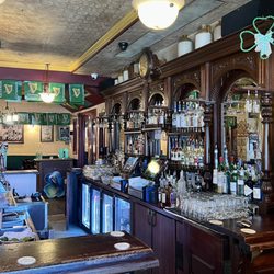 Cassidy's Irish Pub - Amazing bar