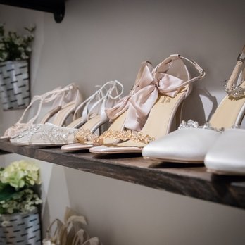 Love Theory Bridal - Bridal Near Me - Geneva, Illinois Love Theory Bridal - Bridal Near Me - Geneva, Illinois