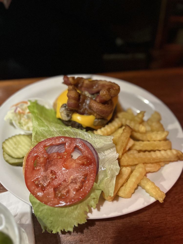 Briny Irish Pub Image