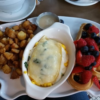 Cochon Dingue - Breakfast & Brunch Near Me - Quebec City, Quebec