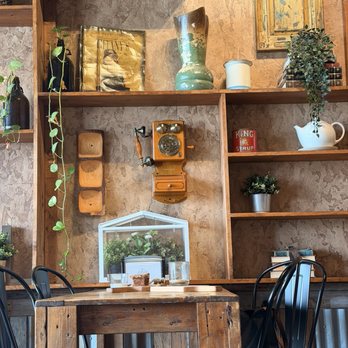 Ella Cafe - Coffee & Tea Near Me - Plantation, Florida