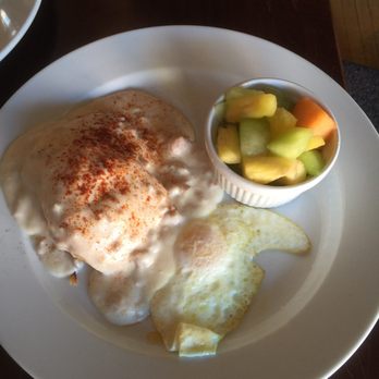 Split Rock Restaurant & Bar - Half order of the Split Rock biscuits and gravy - New American Near Me - Bigfork, Montana Split Rock Restaurant & Bar - Half order of the Split Rock biscuits and gravy - New American Near Me - Bigfork, Montana