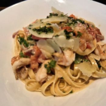 School House Restaurant & Tavern - Shrimp fettuccine - New American Near Me - Sanger, California School House Restaurant & Tavern - Shrimp fettuccine - New American Near Me - Sanger, California