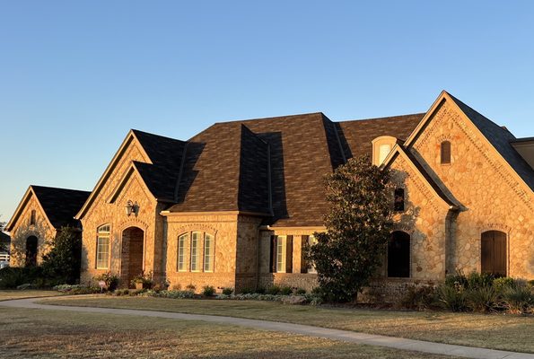 Stonewater Roofing Logo