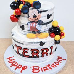 Delicious Cakes by Kayla