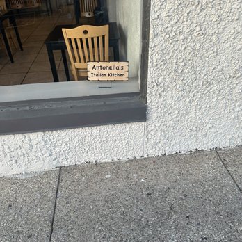 Antonella's Italian Kitchen - Small window signage - Italian Near Me - Rosemont, Pennsylvania Antonella's Italian Kitchen - Small window signage - Italian Near Me - Rosemont, Pennsylvania