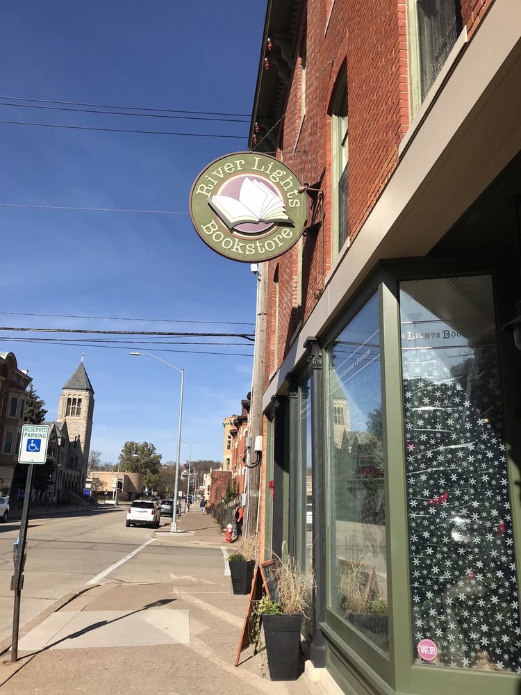 RIVER LIGHTS BOOKSTORE 16 Photos & 16 Reviews 1098 Main St, Dubuque