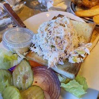 Barbara's Fishtrap - Dungeness Crab Sandwich - Seafood Near Me - Half Moon Bay, California Barbara's Fishtrap - Dungeness Crab Sandwich - Seafood Near Me - Half Moon Bay, California