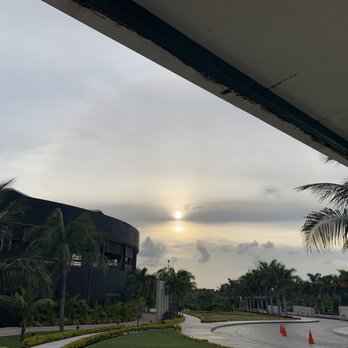 Hard Rock Hotel - Hotels Near Me - Cancún, ROO