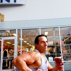 Infuzion Bubble Tea Bar - Thought I'd Infuze my muscles into this Bobapicture.