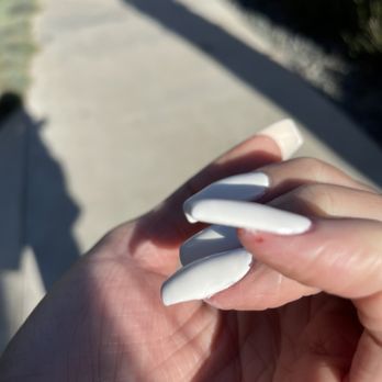 InstaBeauty - Multiple nicks on my fingers - Nail Salons Near Me - Los Angeles, California