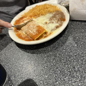 Amigos Restaurant & Cantina - Chicken Enchilada (this couple when to urgent care that night also ) - Mexican Near Me - Visalia, California Amigos Restaurant & Cantina - Chicken Enchilada (this couple when to urgent care that night also ) - Mexican Near Me - Visalia, California