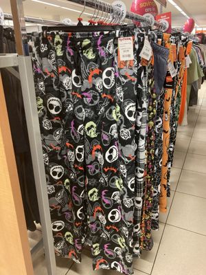 TJ MAXX - Updated May 2025 - 167 Photos & 98 Reviews - 407 E 59th St