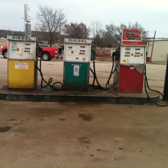 Cedarville Convenience Store - gas pumps at a gas station - Convenience Stores Near Me - Cedarville, Arkansas Cedarville Convenience Store - gas pumps at a gas station - Convenience Stores Near Me - Cedarville, Arkansas