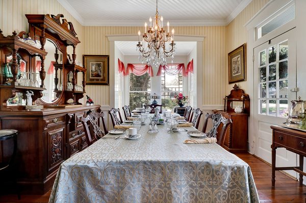 Robert Ruark Inn by null