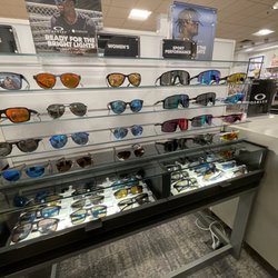 Sunglass Hut