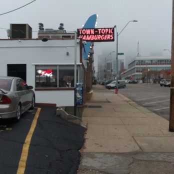 Town-Topic Hamburgers - Get it right - Diners Near Me - Kansas City, Missouri