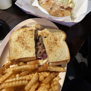 Kenny's - Lunch - Dive Bars Near Me - Woodland, California Kenny's - Lunch - Dive Bars Near Me - Woodland, California