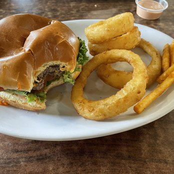 Red Clover Cafe - Plain Jane and onion rings - Cafes Near Me - Koosharem, Utah