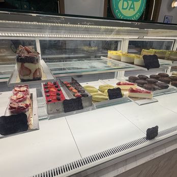 Moda Cafe & Bakery - Bakeries Near Me - Richmond, Texas