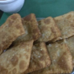 Bar do Juarez - Pasteis de carne seca com requeijão