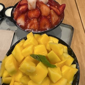 Sul & Beans - Fresh Mango Bingsoo& Fresh Strawberry Bingsoo - Desserts Near Me - Las Vegas, Nevada Sul & Beans - Fresh Mango Bingsoo& Fresh Strawberry Bingsoo - Desserts Near Me - Las Vegas, Nevada