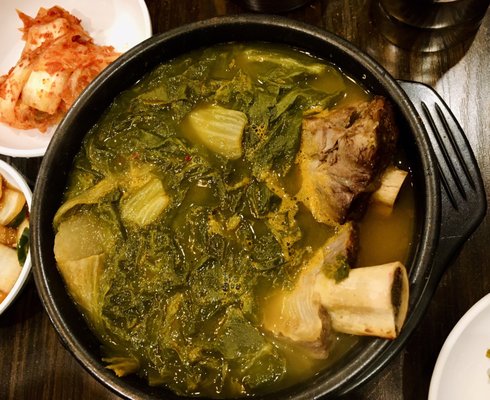 Doma Seolleongtang by null