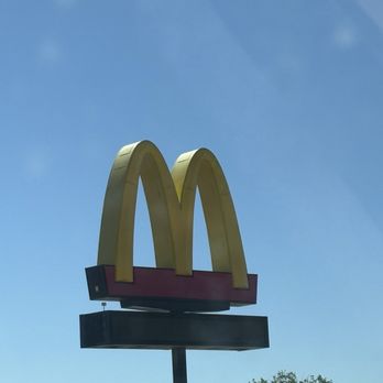 McDonald's - Sign - Fast Food Near Me - Kayenta, Arizona McDonald's - Sign - Fast Food Near Me - Kayenta, Arizona