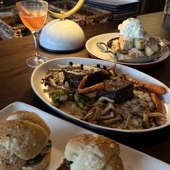 North Italia - Chicken Pesto Sliders, Braised Short Rib Marsala, White Truffle Garlic Bread, Orange Blossom Gimlet - Italian Near Me - Riverton, Utah North Italia - Chicken Pesto Sliders, Braised Short Rib Marsala, White Truffle Garlic Bread, Orange Blossom Gimlet - Italian Near Me - Riverton, Utah