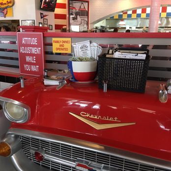 Mama's Daughters' Diner - Diners Near Me - Plano, Texas