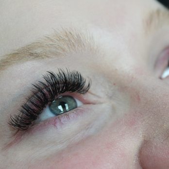 Lashes By Emily McDaniel - Hybrid - Eyelash Service Near Me - Arlington, Texas Lashes By Emily McDaniel - Hybrid - Eyelash Service Near Me - Arlington, Texas