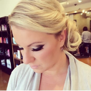Simple Beauty - Get your makeup done by Moni to book an appointment call 818-905-1220 - Eyelash Service Near Me - Sherman Oaks, California Simple Beauty - Get your makeup done by Moni to book an appointment call 818-905-1220 - Eyelash Service Near Me - Sherman Oaks, California