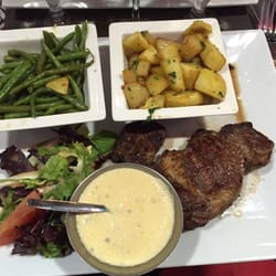Au Comptoir du Temp - The grilled steak platter ... Delicious