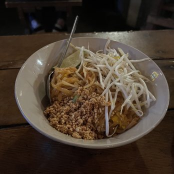 Mee Sen Thai Eatery - 21. Pad Thai - Thai Near Me - Portland, Oregon Mee Sen Thai Eatery - 21. Pad Thai - Thai Near Me - Portland, Oregon