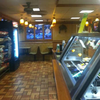 Subway - the inside of a deli shop - Sandwiches Near Me - Le Mars, Iowa