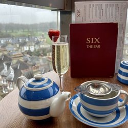 Six Cambridge - Champagne afternoon tea