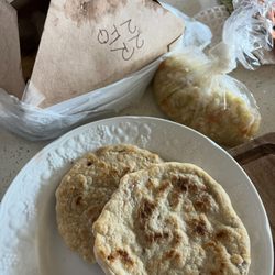 El Salvador Restaurant - Dry, rock hard pupusas