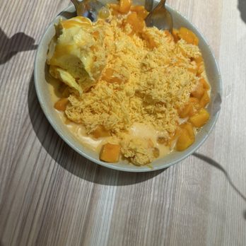 Mango Mango Dessert - Mango snow cloud - Desserts Near Me - Plano, Texas